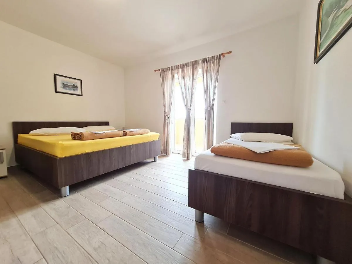 Apartments Toby Novi Vinodolski Croatia